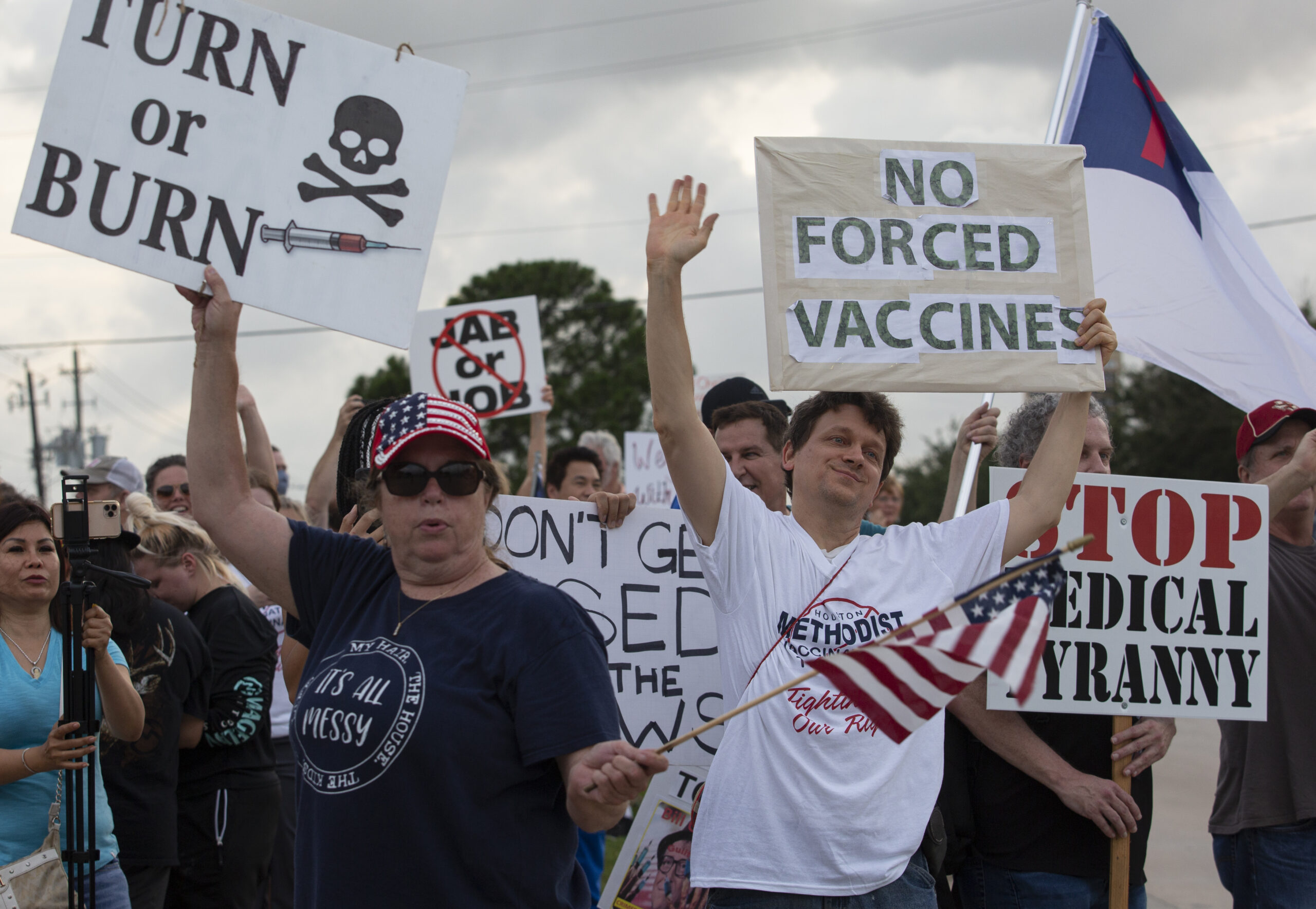 Hospital suspends 178 workers for refusing COVID-19 vaccines