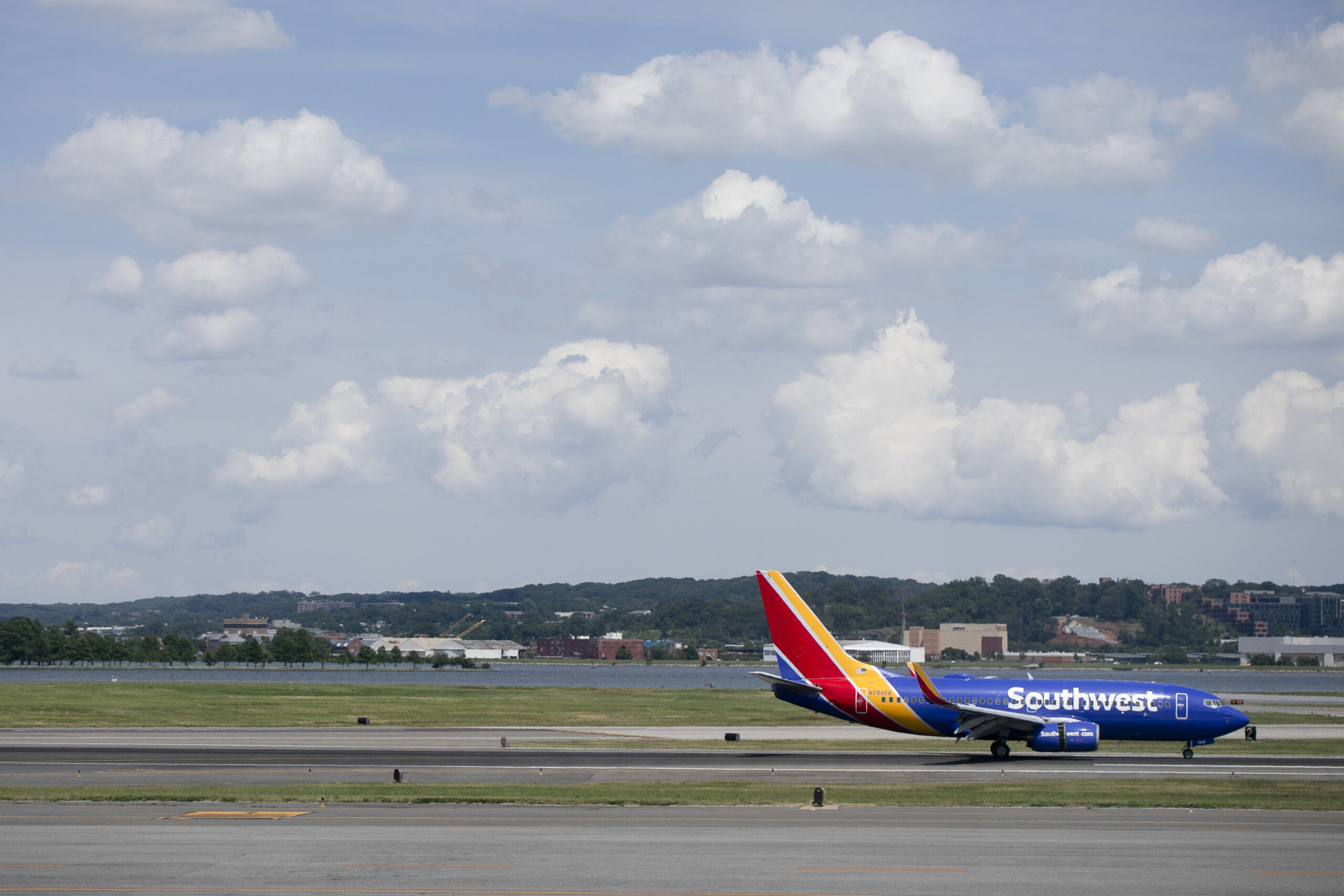 Southwest Airlines resuming operations after technical outage led to 500 canceled flights