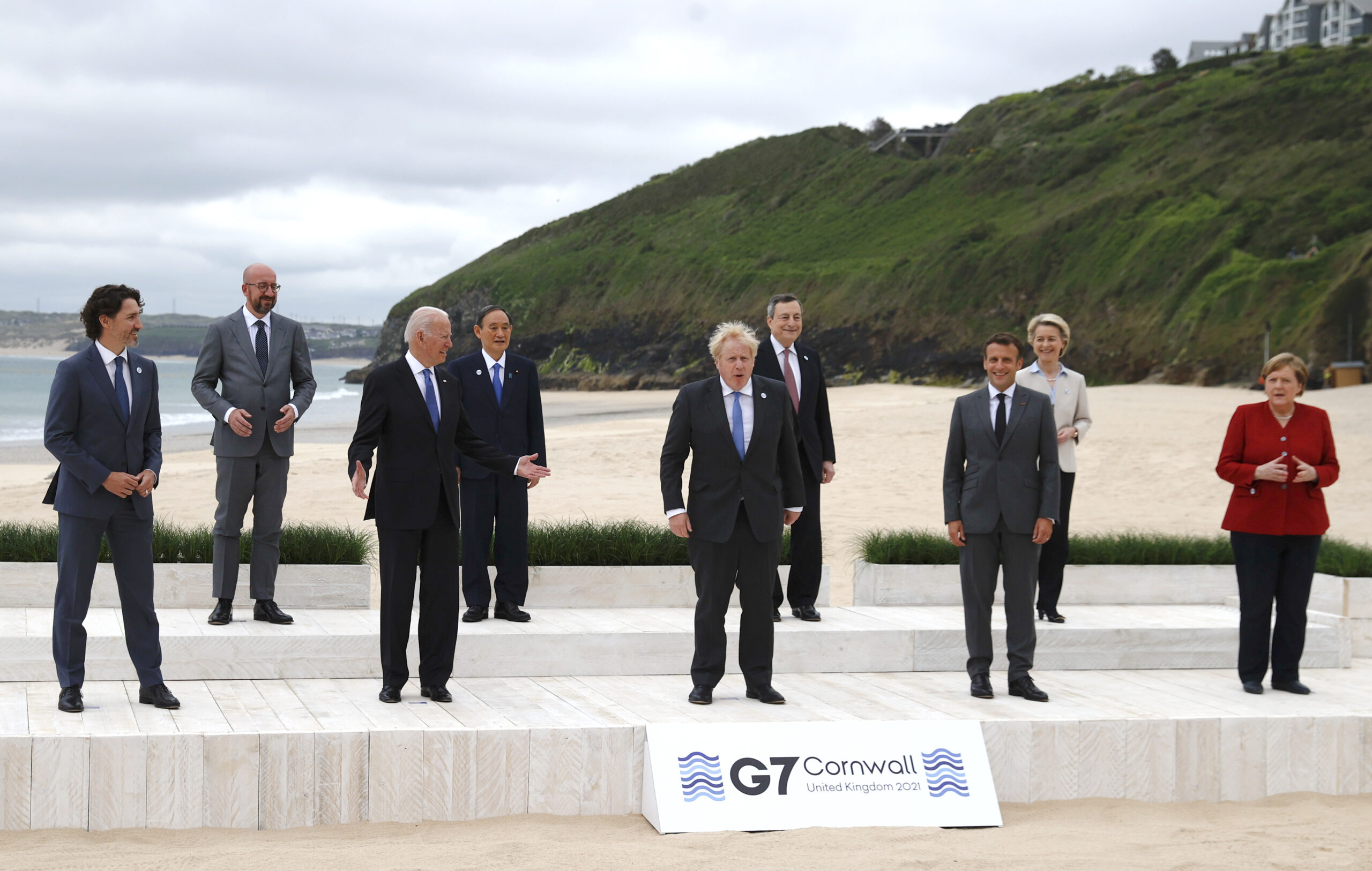 Biden appears to violate British royal protocol