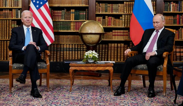 In chaotic scene, Biden touts ‘face to face’ meeting as Putin hopes for ‘productive’ summit