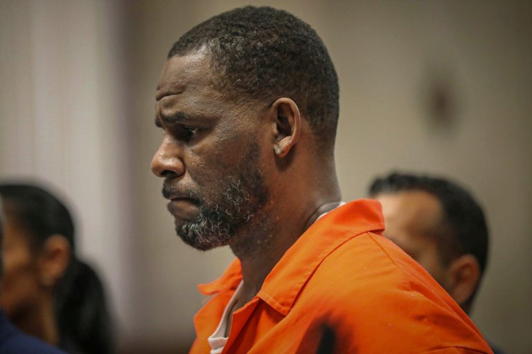 R Kelly federal trial heads to jury deliberations