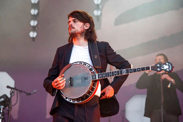 Mumford & Sons co-founder Winston Marshall leaving band so he can ‘speak freely’ about politics