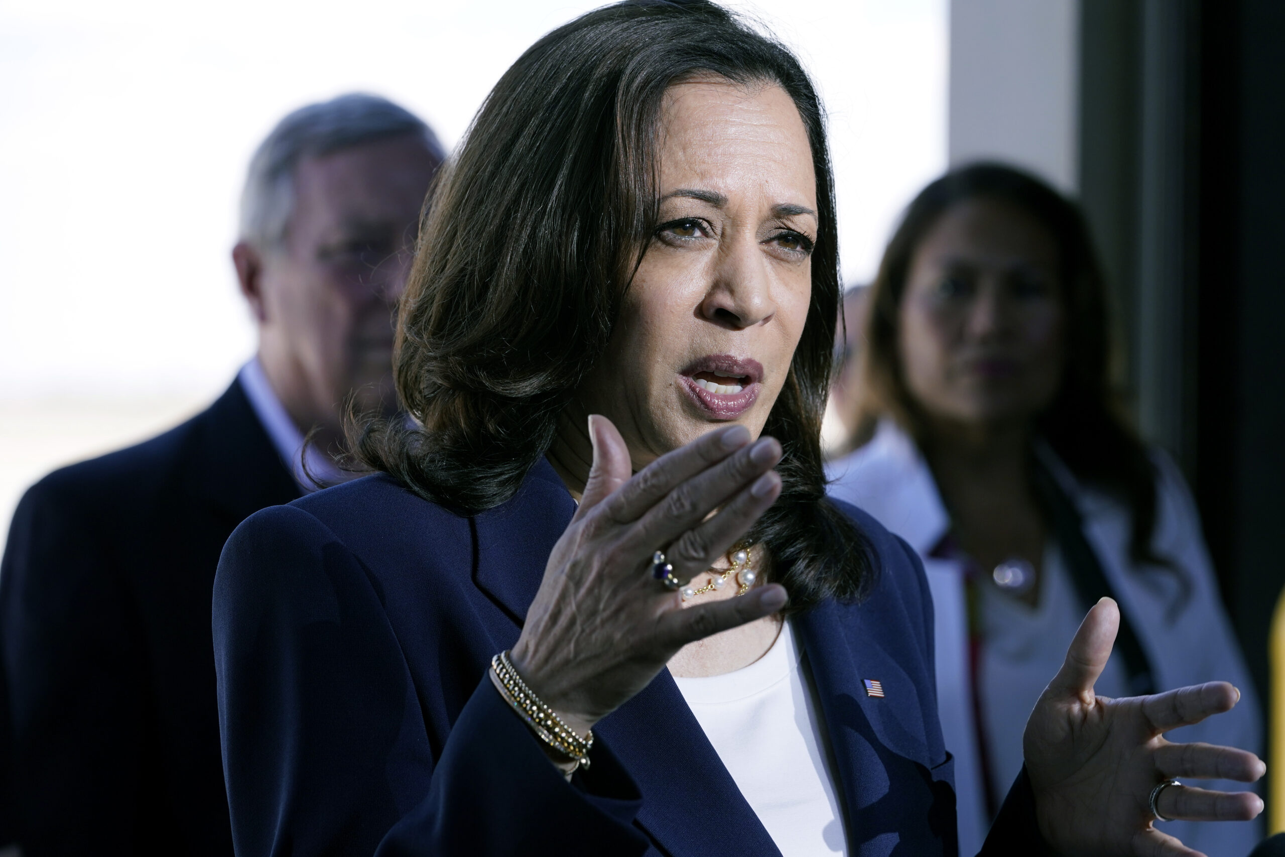Voters fail Harris on border, 62% see ‘a crisis’