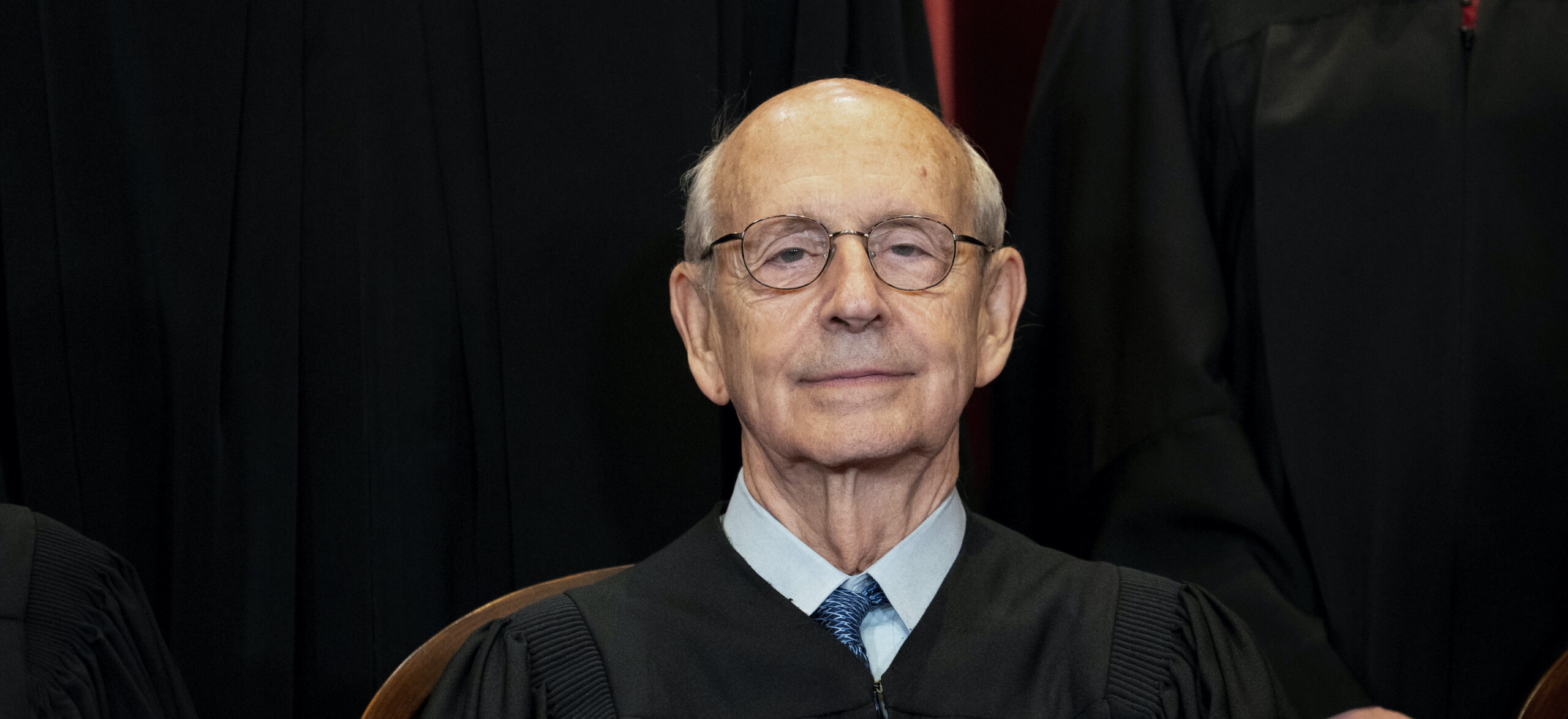 Liberals voice increasing frustration at Breyer for staying on the Supreme Court