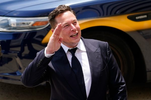 Vomiting attorney interrupts trial involving Tesla CEO Elon Musk