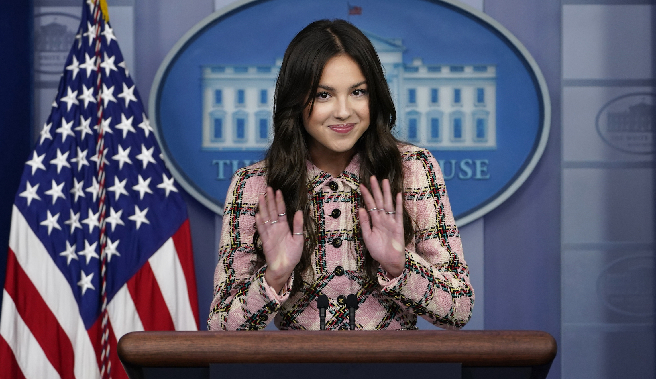 Pop star reads glowing tweets to Fauci in latest White House vaccine awareness video