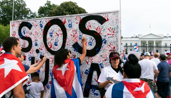 As Cubans struggle to earn freedom, Americans struggle to keep it