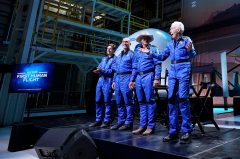 Could new FAA policy disqualify Bezos and crew from receiving astronaut wings?