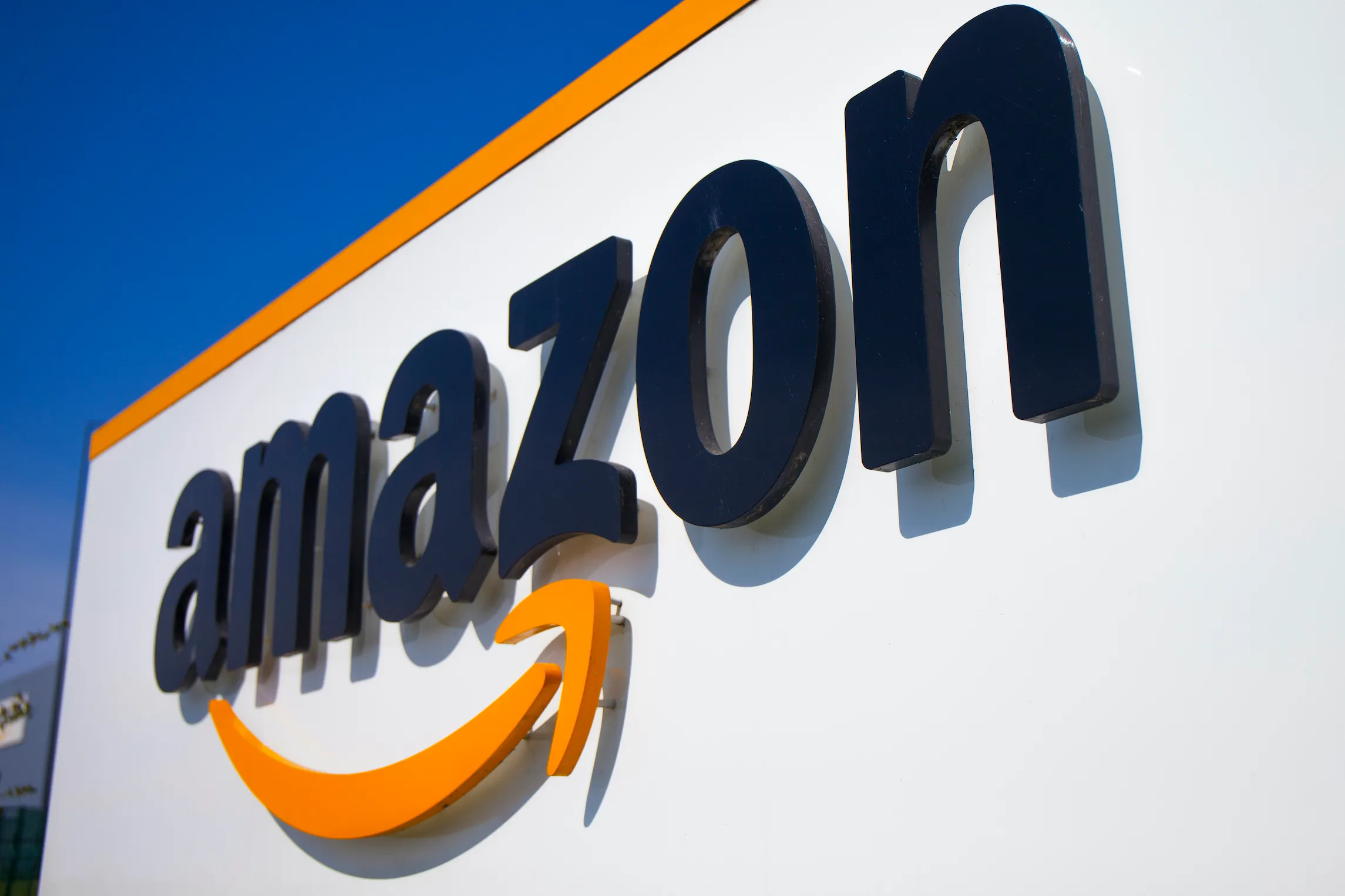 Amazon plans to open several physical locations around US: Report