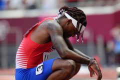 Olympic gold medalist Carl Lewis rips USA relay team after poor finish