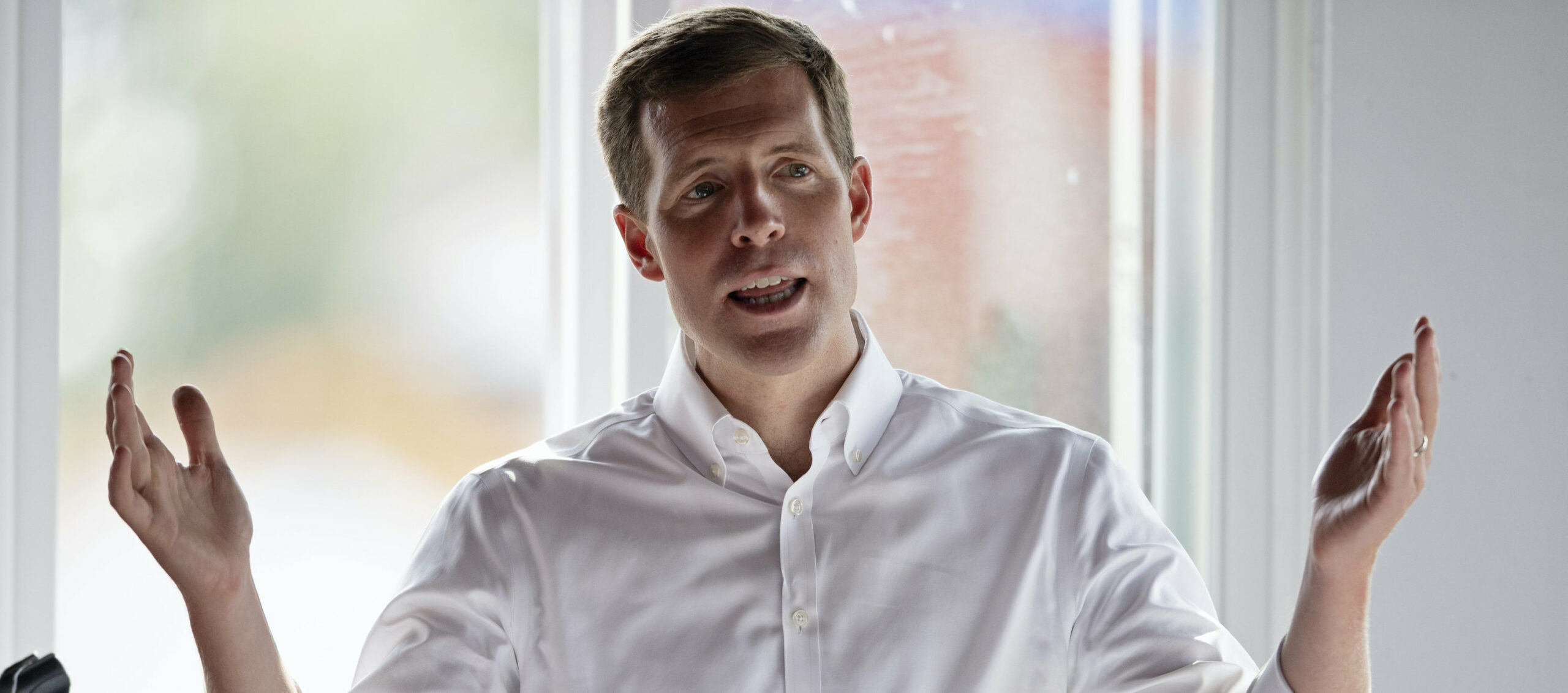 Pennsylvania Democratic Senate candidate seeks distance from far-left faction