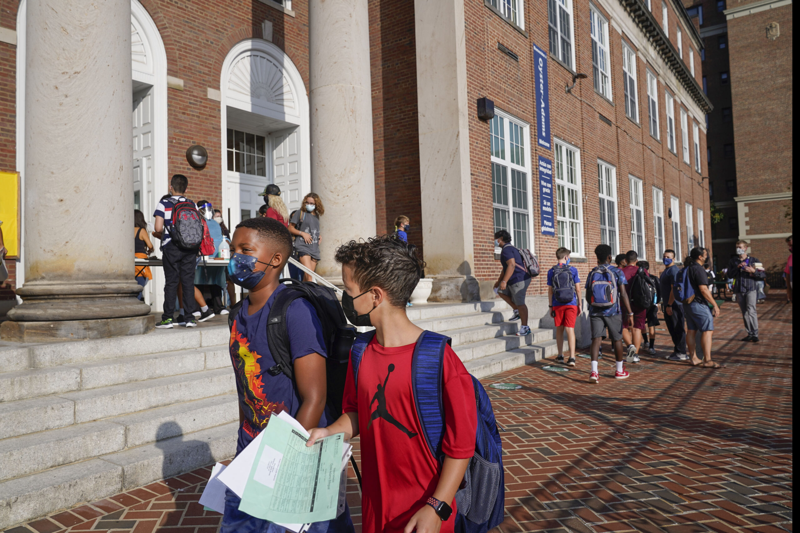 Former DC assistant principal accused of conduct violations for double-dipping as Rhode Island principal