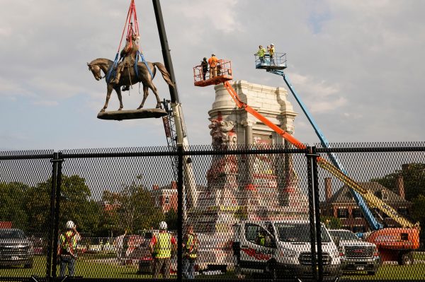Robert E Lee statue removed in Virginia capital