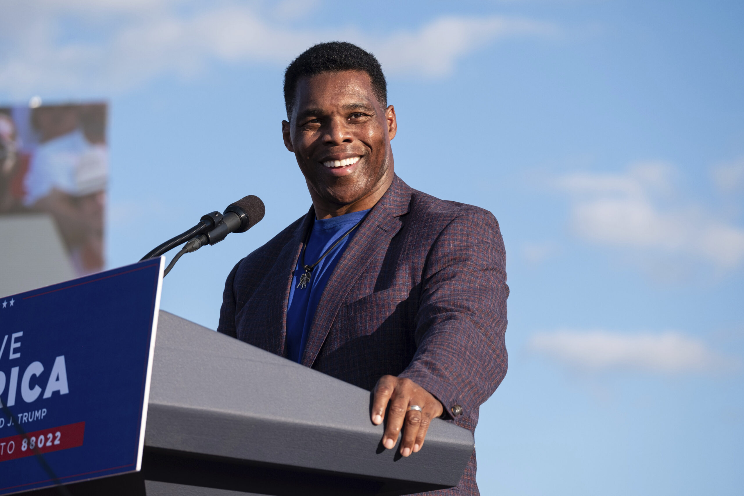 GOP Senate candidate Herschel Walker raises $3.7 million in five weeks