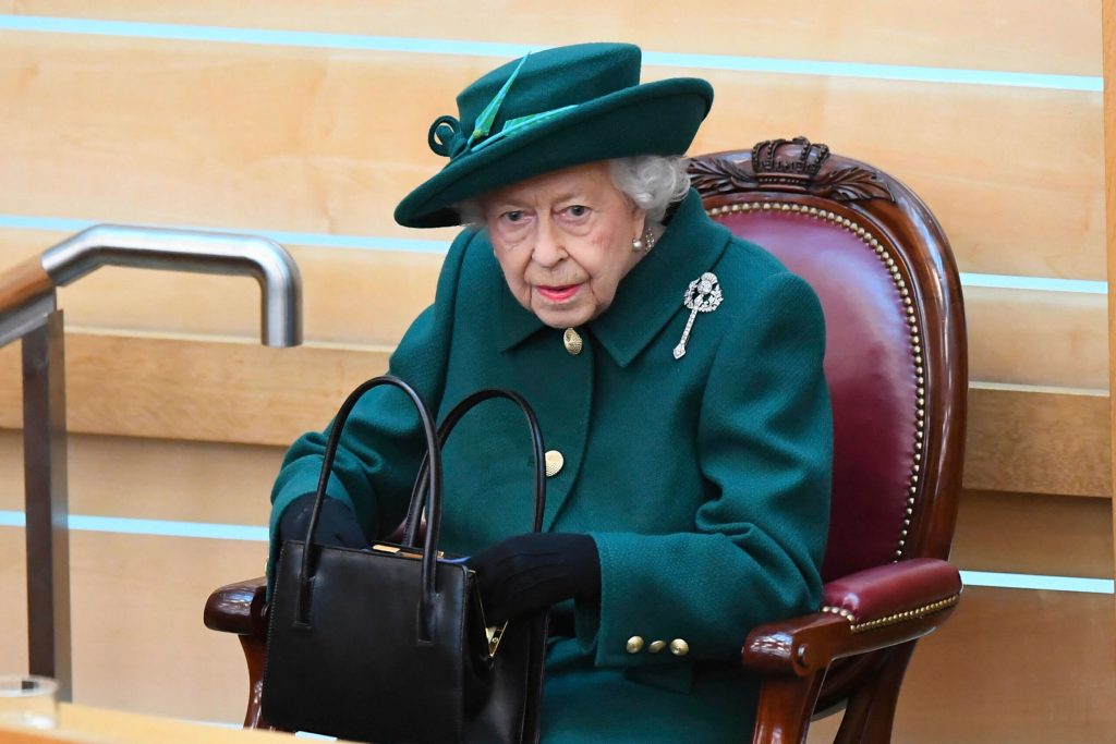 Queen Elizabeth II advised by doctors to take two-week break from official duties