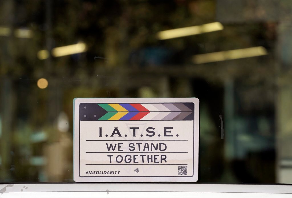 Hollywood union votes to strike against networks