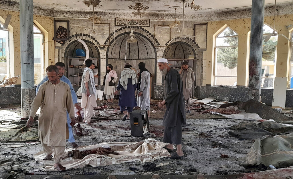 American and Taliban officials to talk on evacuees