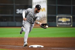 MLB announcer apologizes after making racist ’40-acre-field’ remark about White Sox player