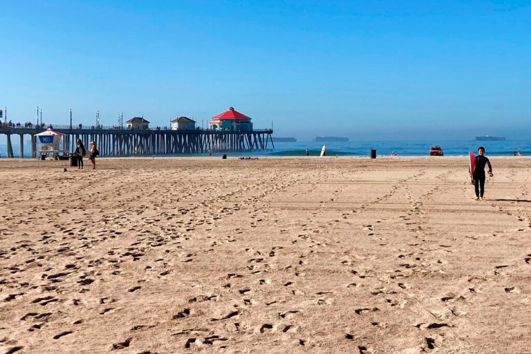 50,000 gallon sewage spill closes off Orange County beaches