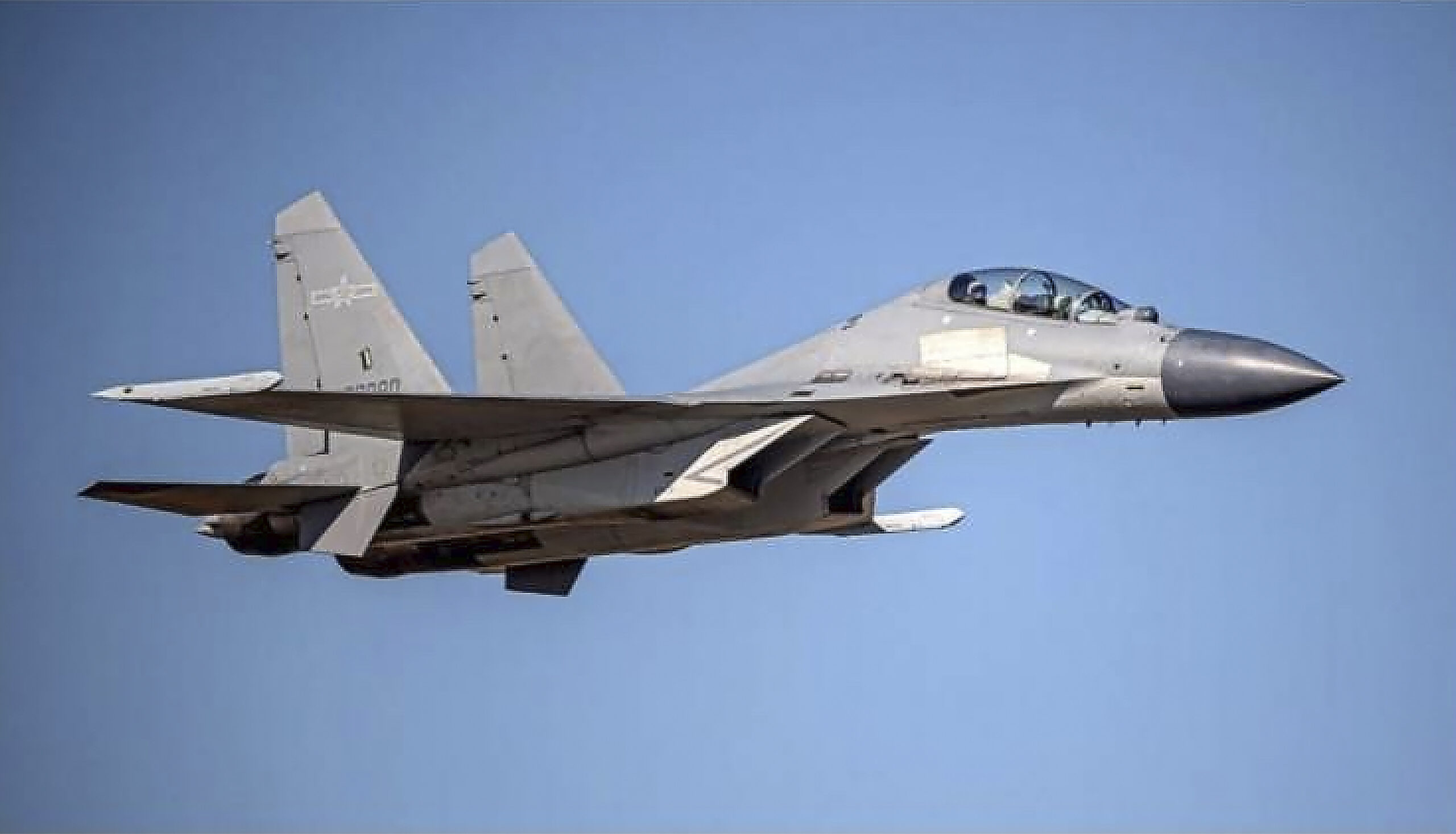 China sends more than 30 warplanes toward Taiwan in new military drills