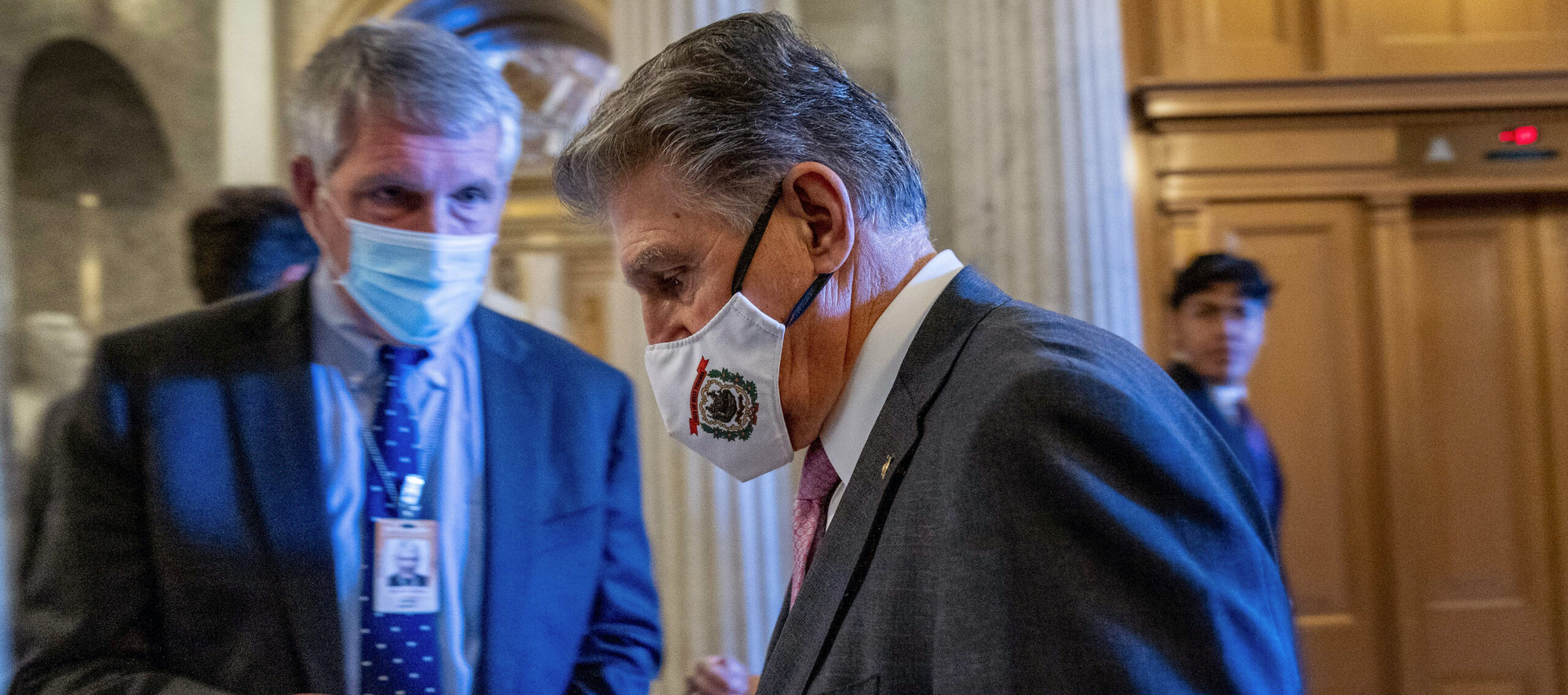 Manchin says Democrats could reach spending bill outline this week