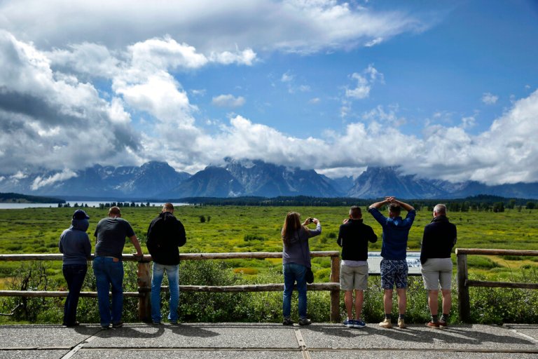 Skier dies from fall in Apocalypse Couloir at Grand Teton National Park
