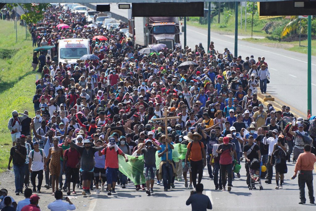 Migrant caravan expected to aim for Del Rio, Texas, or Yuma, Arizona