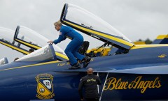 Blue Angels pick first female jet pilot for squad