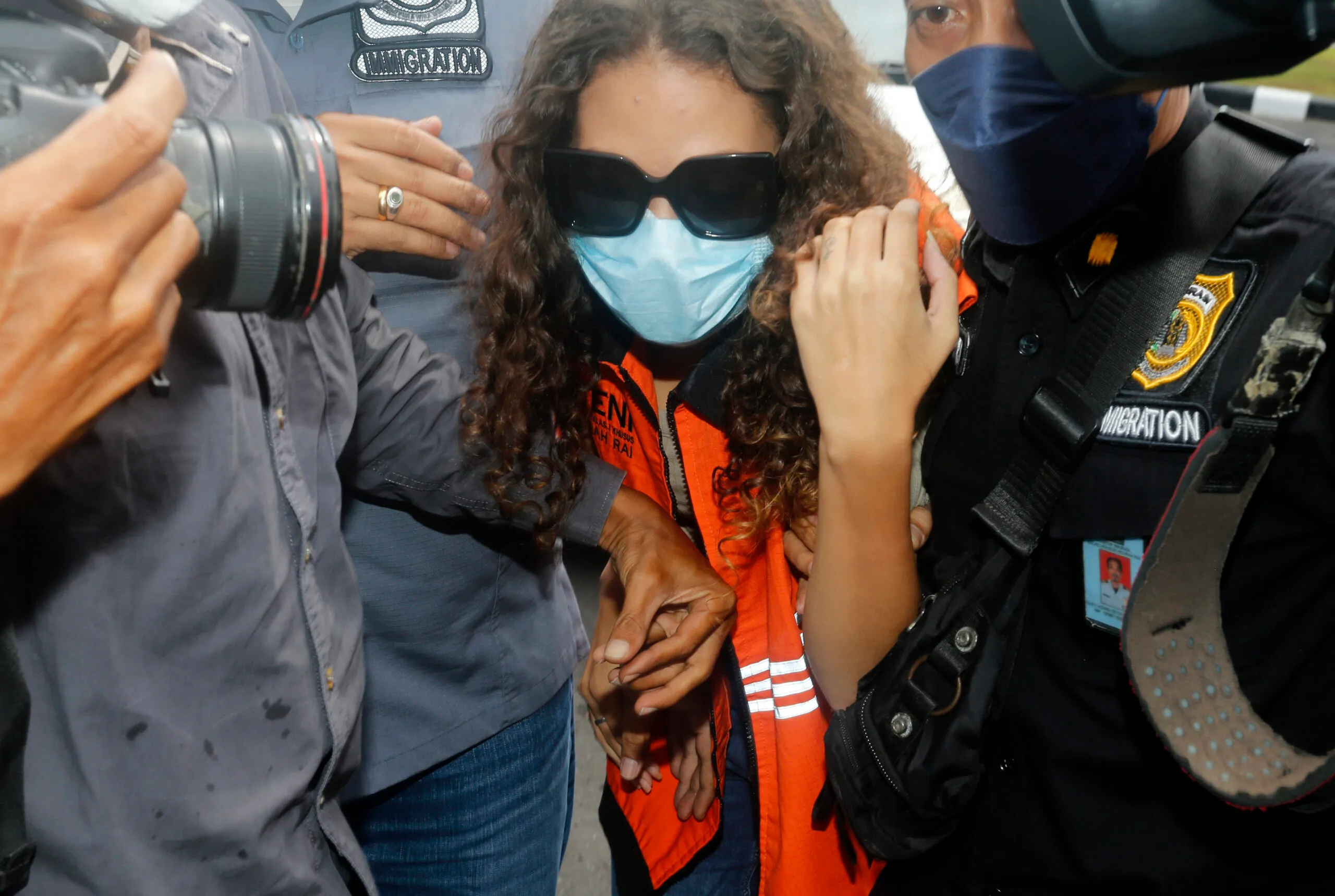 Woman convicted of killing mother in Bali and stuffing corpse in suitcase arrested in Chicago airport