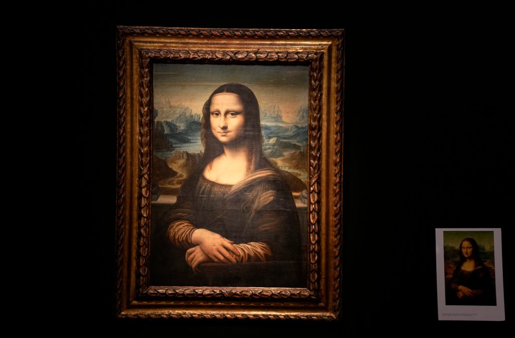 Climate activist smears cake on case protecting Da Vinci’s Mona Lisa