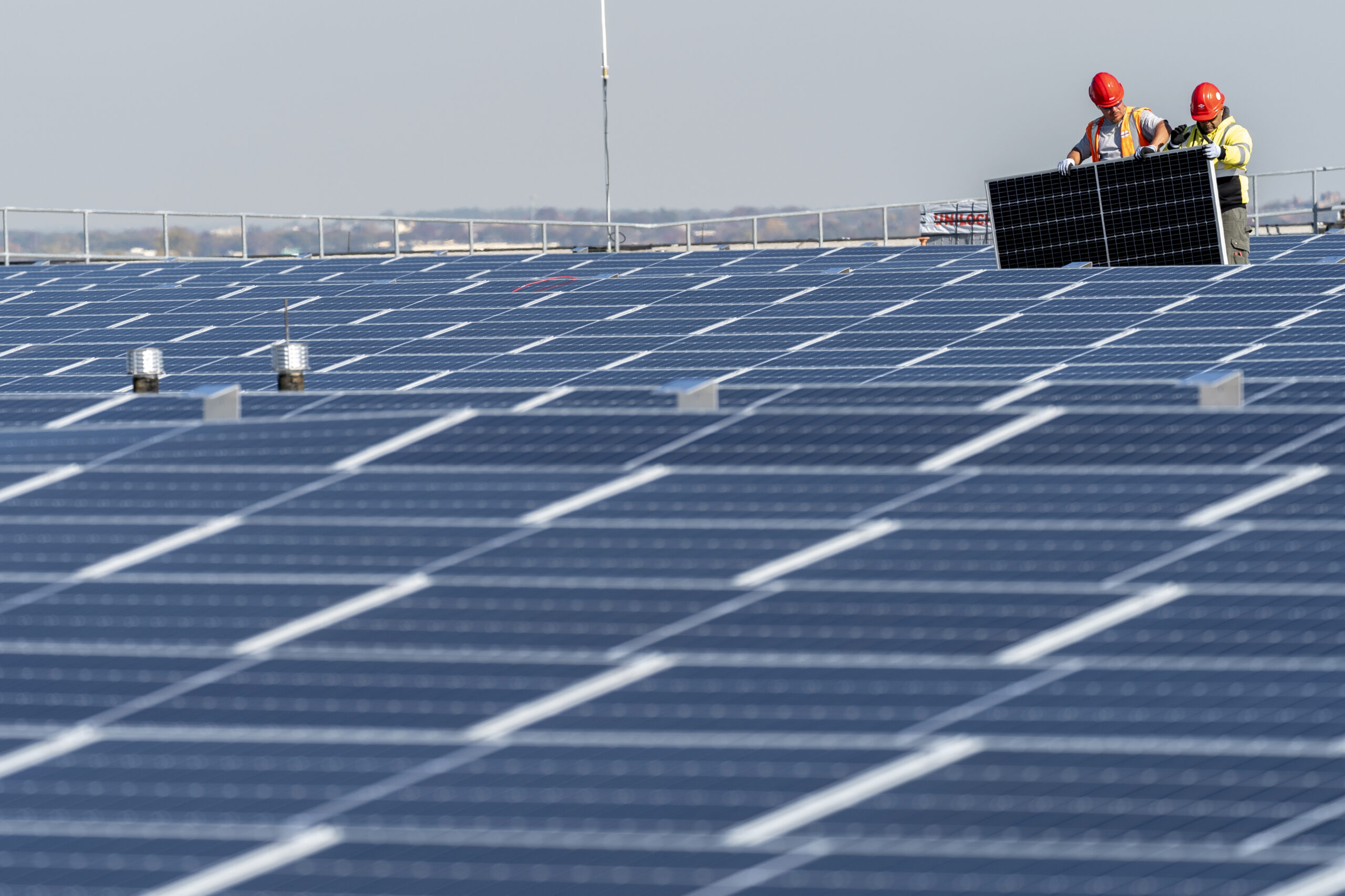 Treasury guidance lays out exceptions to labor rules for billions in climate subsidies