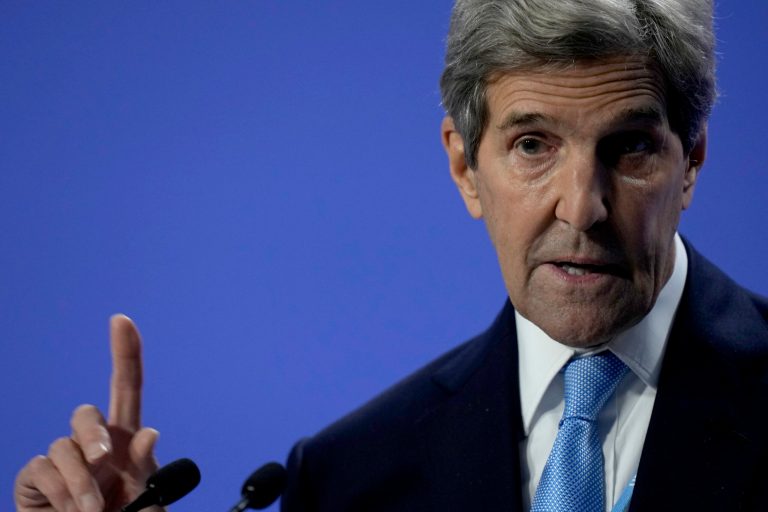 Kerry announces US-China agreement to collaborate on climate change