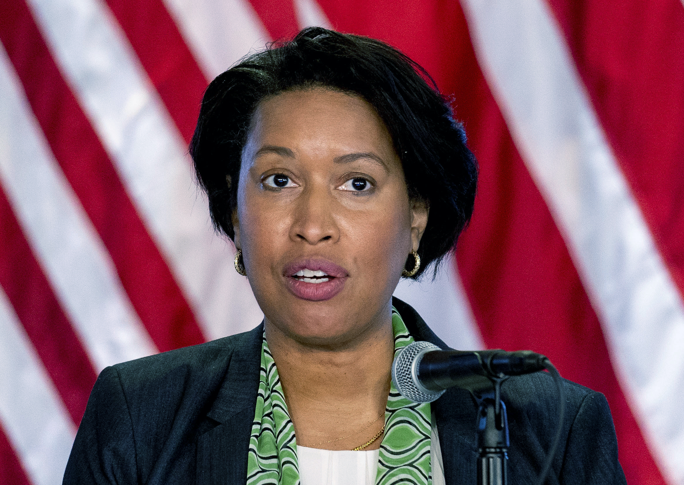 Will Muriel Bowser enforce DC coronavirus mandates?