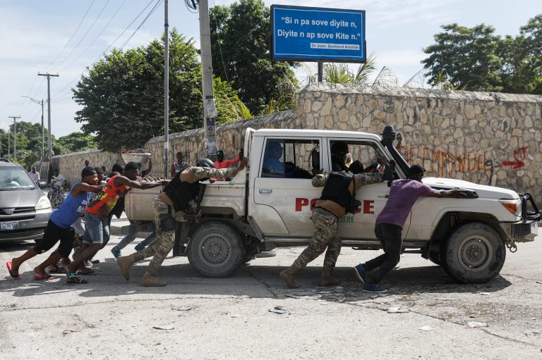 US urges citizens to leave Haiti amid fuel shortages and hostage situation