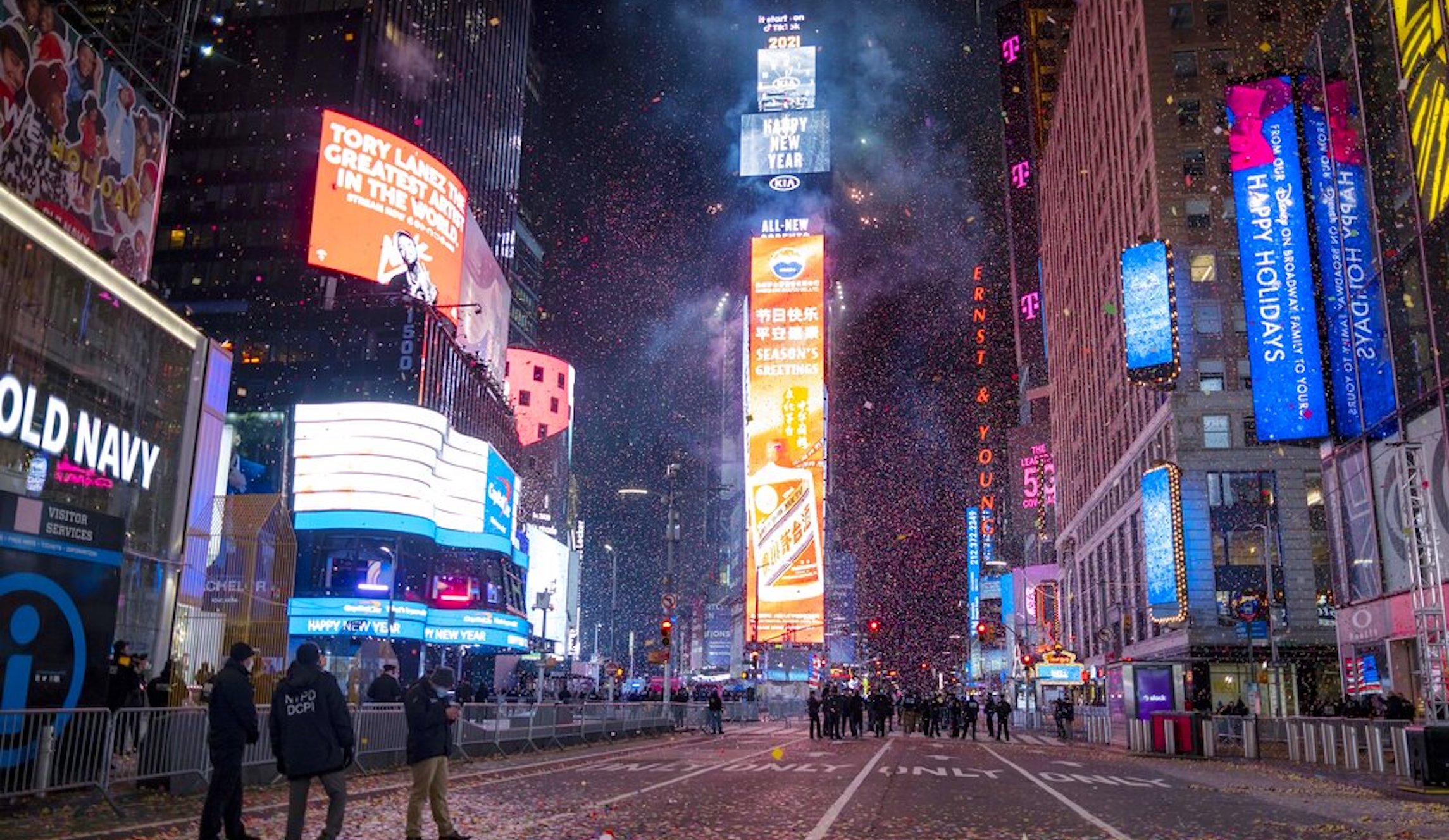 New Year’s Eve in Times Square reopens to fully vaccinated revelers