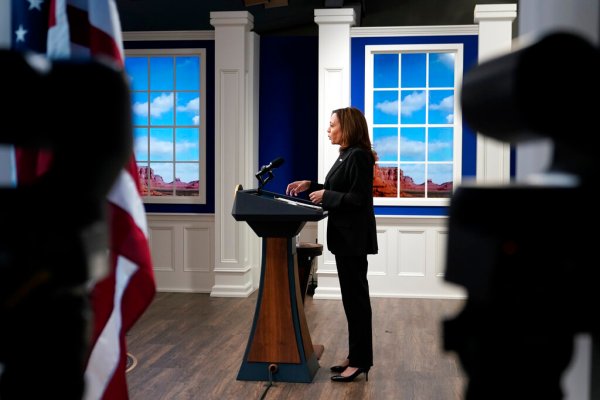 Kamala Harris ‘absolutely not’ discussing 2024 with Biden