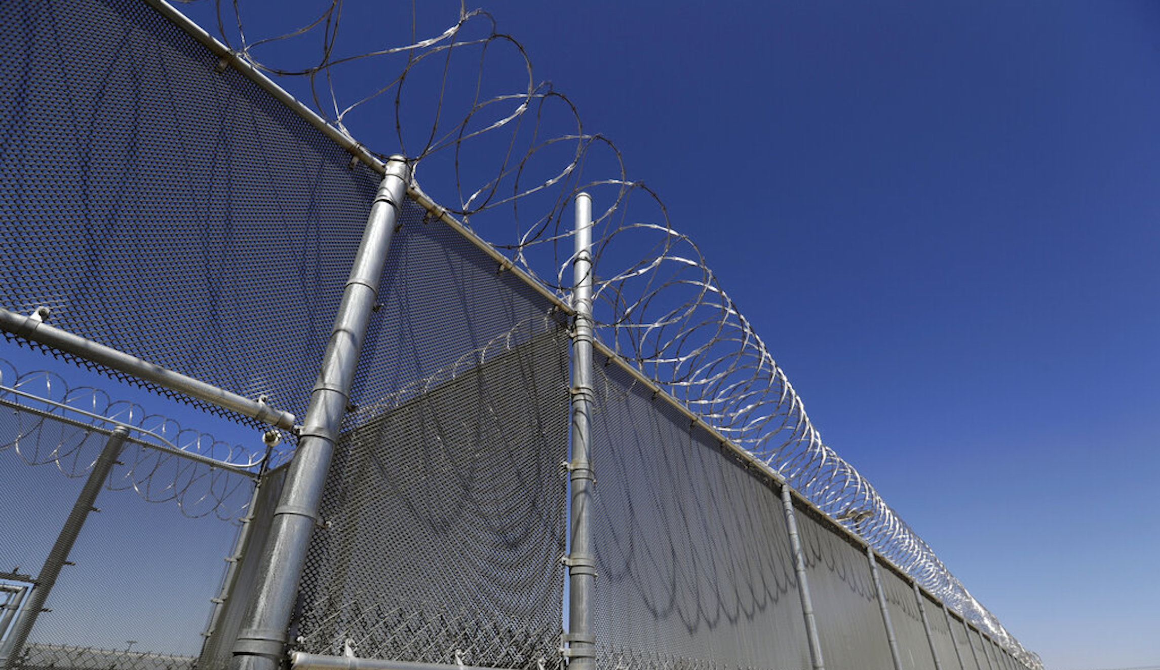 California bill creates path to early release for inmates serving life sentences