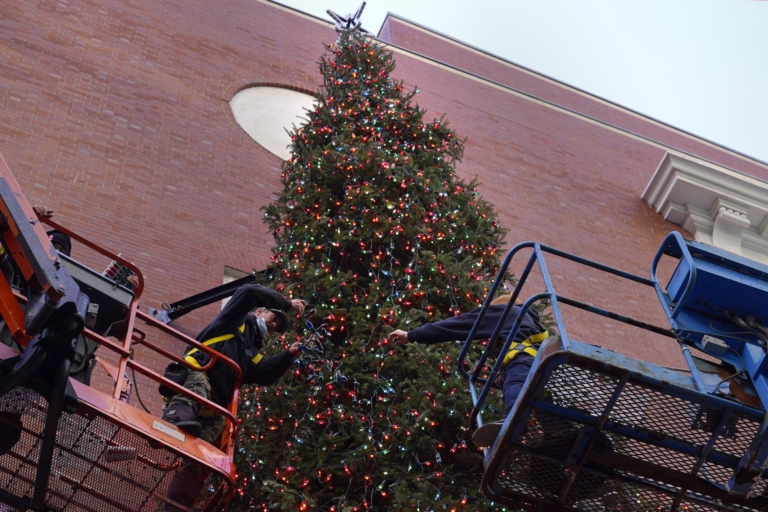 ‘Why do you hate Christians?’: Massachusetts residents blast library amid Christmas drama