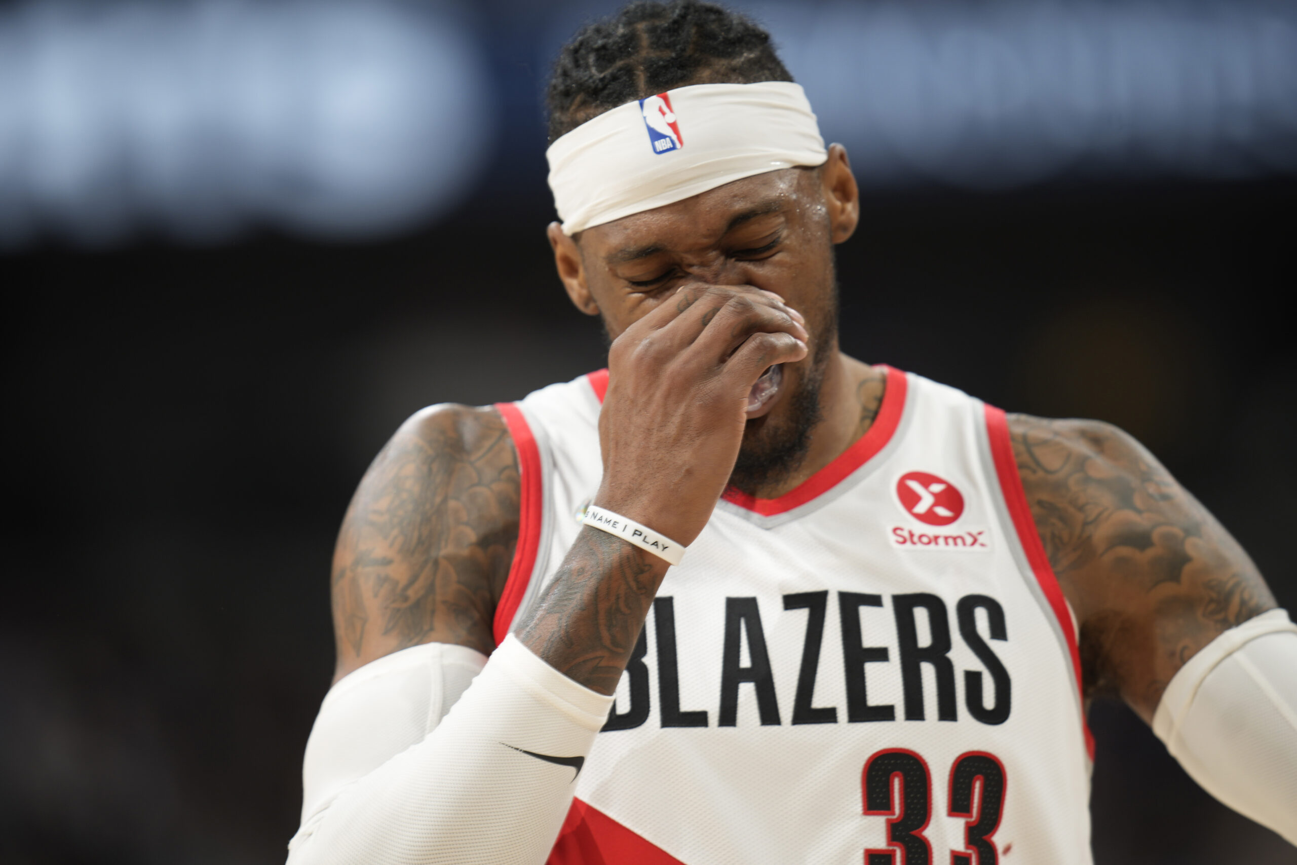 NBA player fined $15,000 for throwing face mask at league official