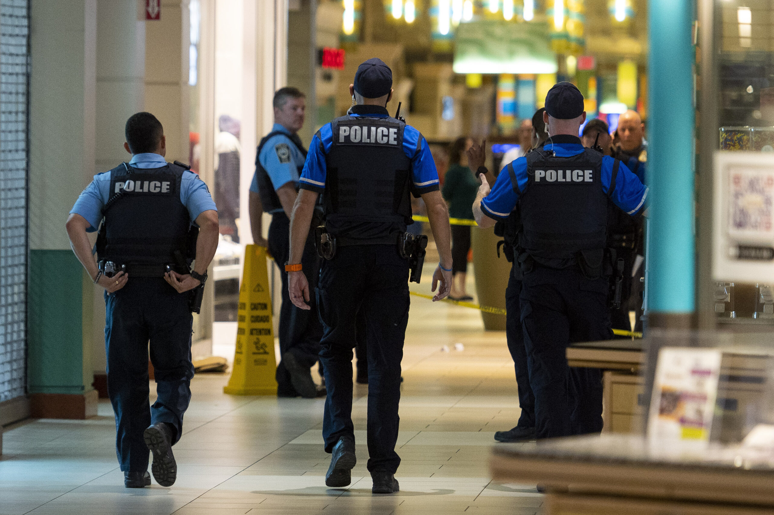 One injured in shooting at Potomac Mills Mall