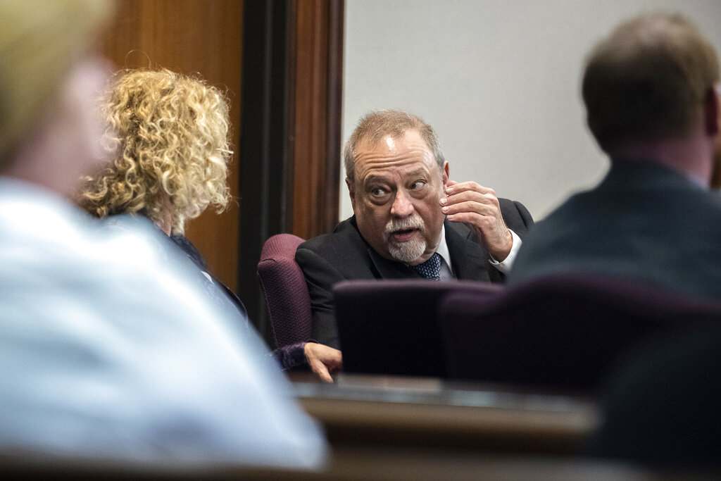 Man convicted in Arbery killing had 16 phone calls with prosecutor: Filing