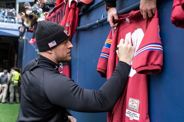 NFL star will reportedly cover funeral costs for victims of Waukesha parade attack