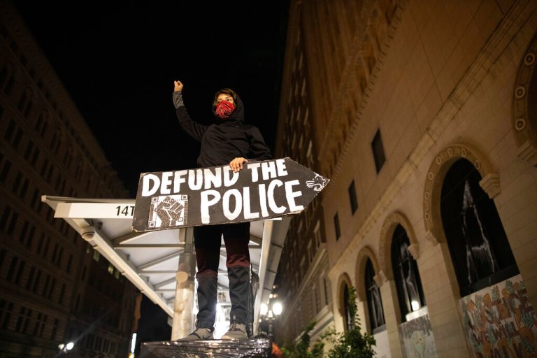 Democrats haunted by calls to defund the police