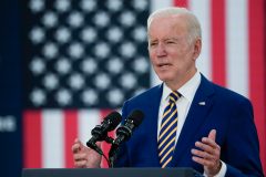 Federal appeals court reinstates Biden COVID-19 vaccine mandate for large businesses