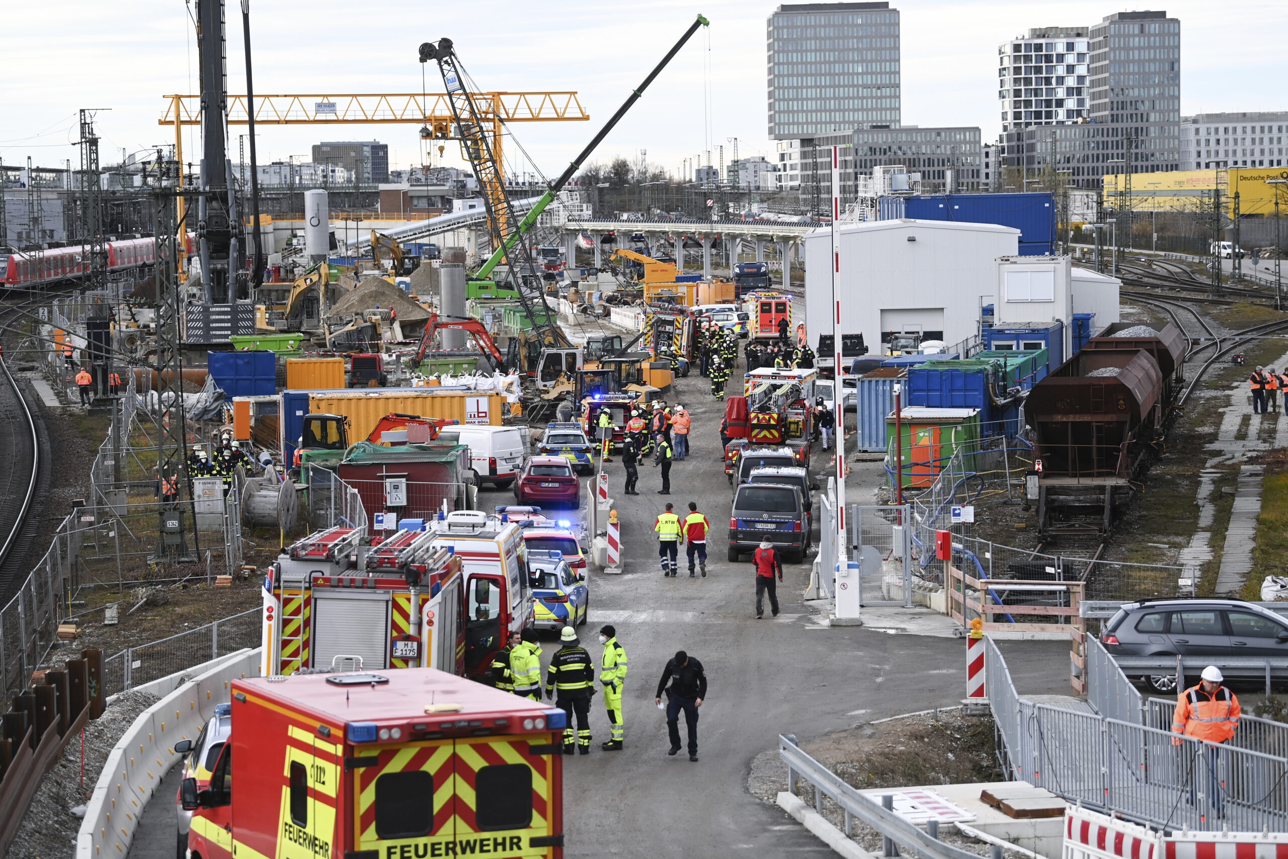 Four injured in WWII bomb explosion at construction site in Munich
