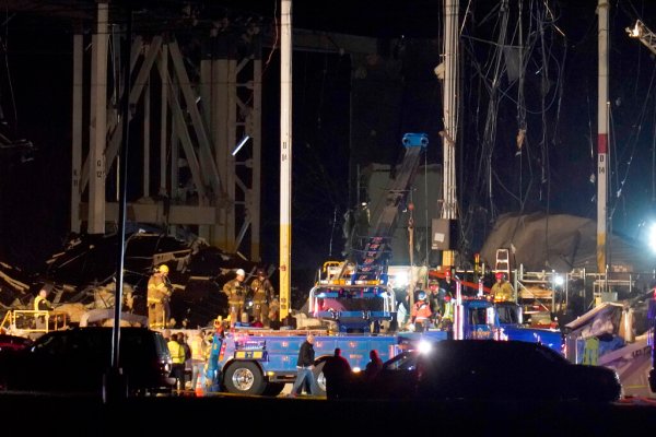 At least 70 dead as tornadoes and storms devastate Midwest and South