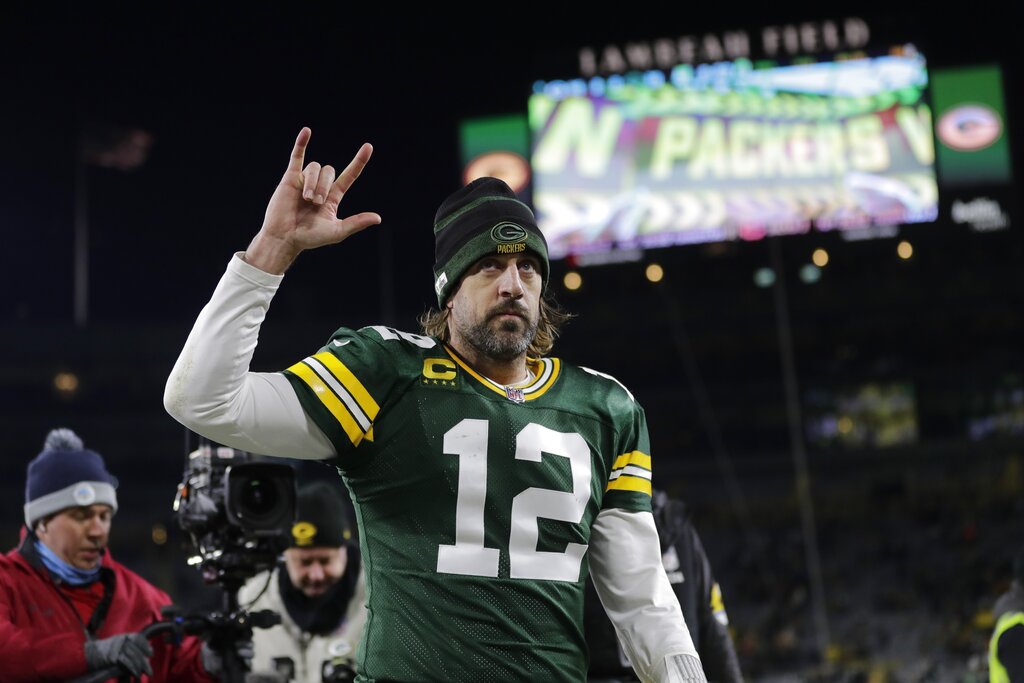 WATCH: Aaron Rodgers questions ‘science’ behind COVID-19 mandates