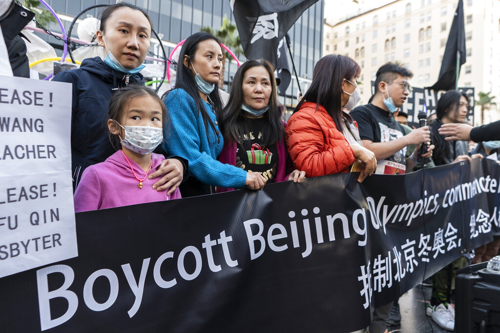 Bill to ban goods made by Chinese forced labor passes Senate, heads to Biden’s desk