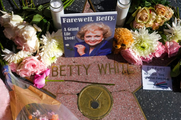‘What an exceptional life’: Biden and others pay respects to Betty White