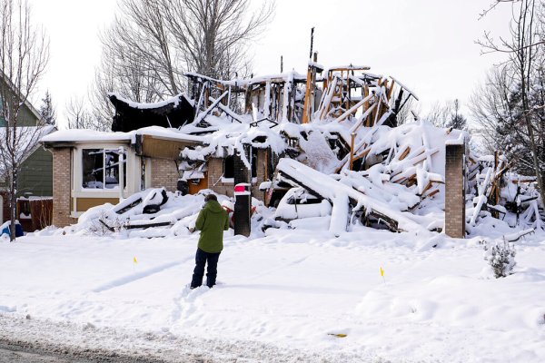Three people missing, considered dead after Colorado wildfires